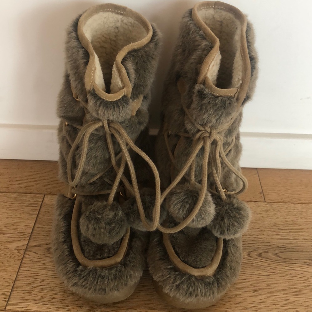 Juicy Couture Fur Boots